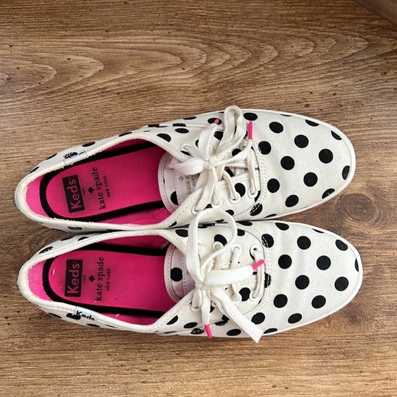 ✨Sold✨ Keds Kate Spade Black Polka Dot Sneakers - Picture 7 of 10
